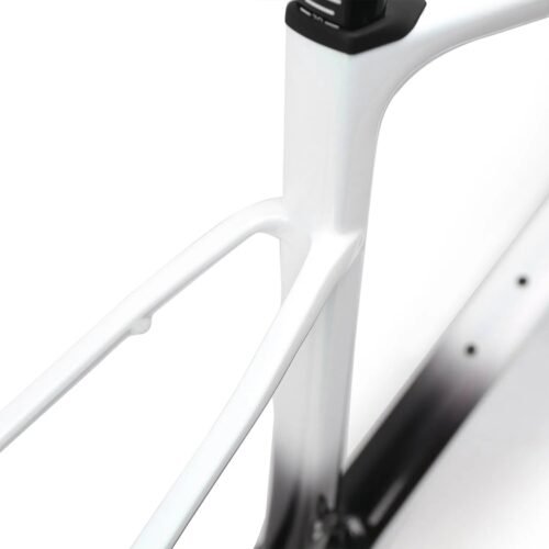 Versatile Adaptive Geometry Gravel Bike