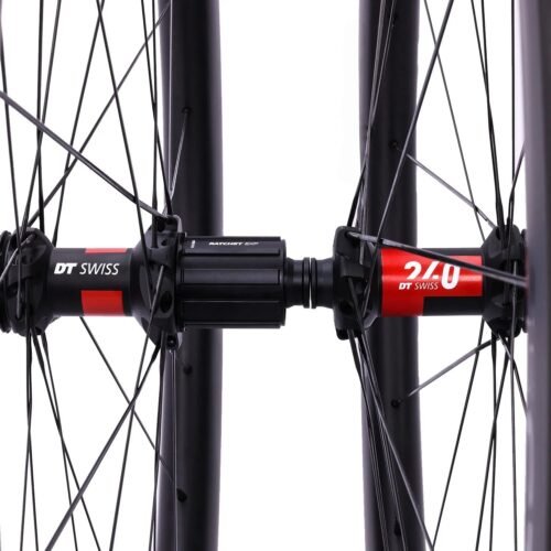 G25 SL DT240 EXP 700C