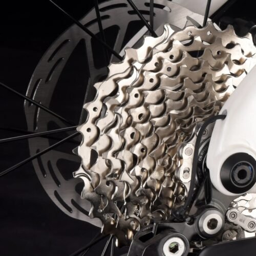 T1000 Carbon UCI Road Bike - Shimano 105 Di2 Shifting | Full Integrated Cables | Lightweight Durable