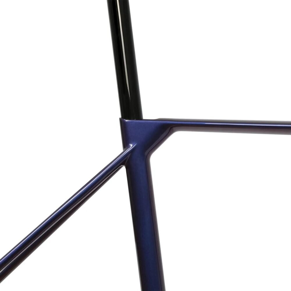 sunremo_2025_1430.jpg T1000 Carbon Frameset with BB86 Bottom Bracket - Disc Brake | Electronic Shifting Ready