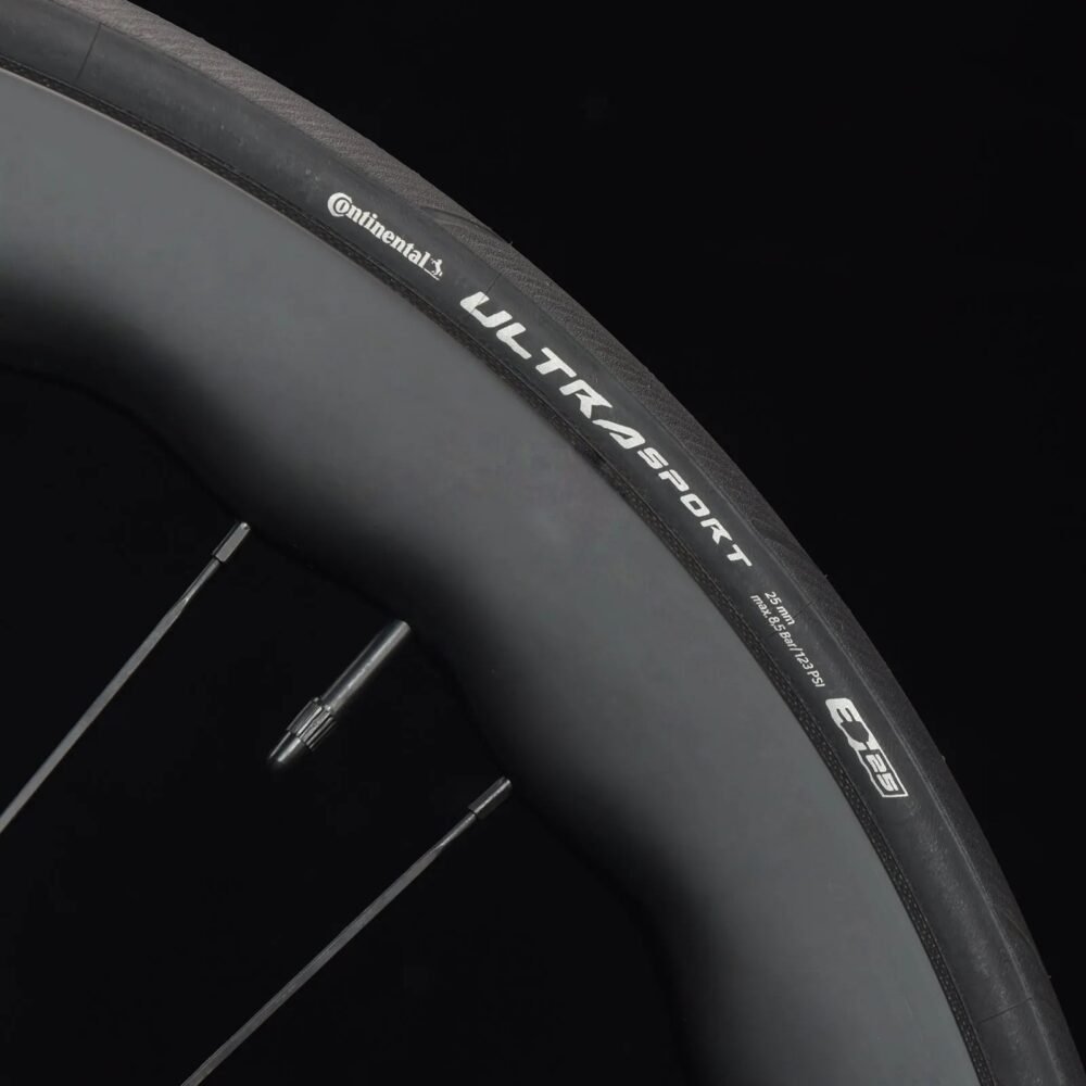 sunremo_2025_420.jpg T1000 Carbon Aero Road Bike - 700C 50mm Carbon Wheels | Hydraulic Disc