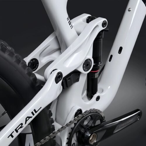 Trail Carbon Mountain Bike - Light Frame | RockShox Suspension | Maxxis Tires