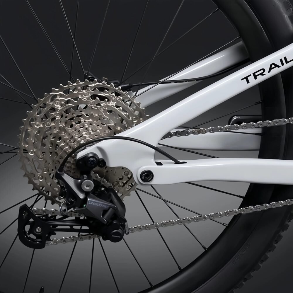 Trail Carbon Mountain Bike - Light Frame | RockShox Suspension | Maxxis Tires