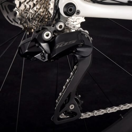 T1000 Carbon UCI Road Bike - Shimano 105 Di2 Shifting | Full Integrated Cables | Lightweight Durable