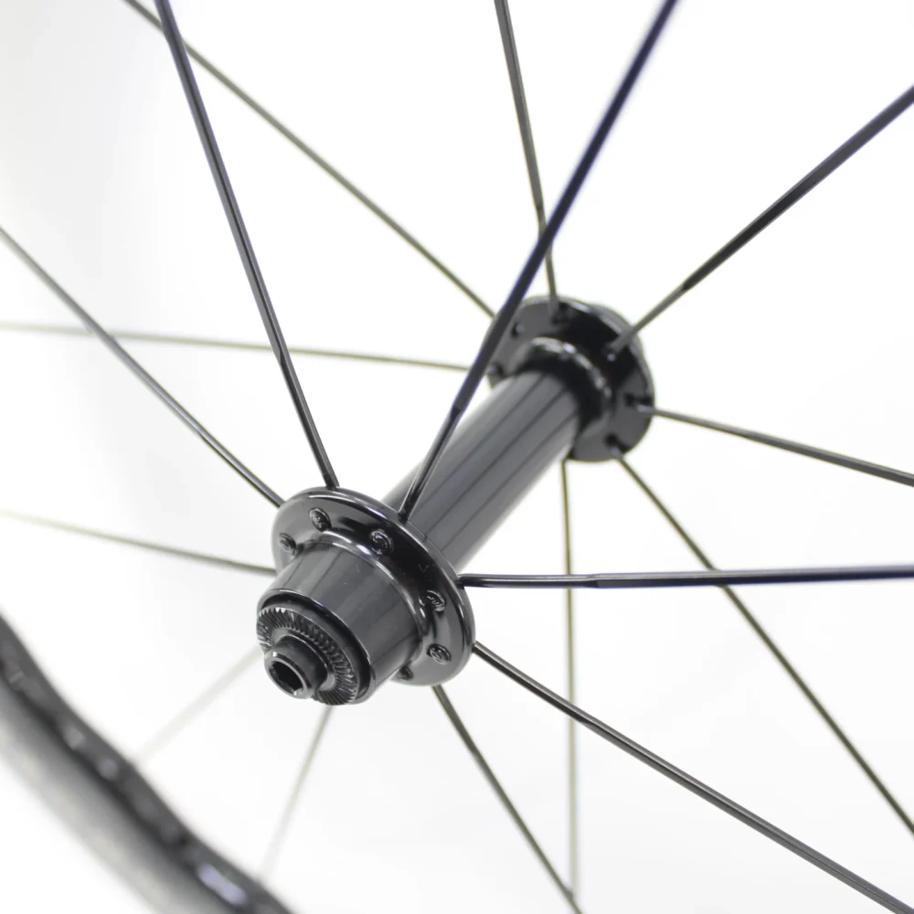 700C Road Bike Carbon Wheelset Clincher Tubeless 65mm Depth 25mm Width V Brake